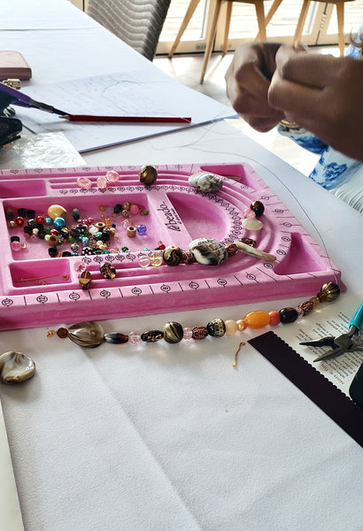 Gems and Giggles Ladies’ Night: Sip, Nibble, and Create! Milton Keynes