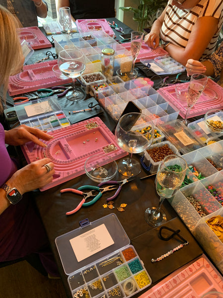 Gems and Giggles December Sip, Nibble, and Bead Party
Create, Connect, and Celebrate the Season in Milton Keynes!