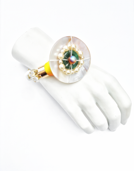 Fitria, Mother-of-Pearl and Green Jasper Beaded Bracelet
