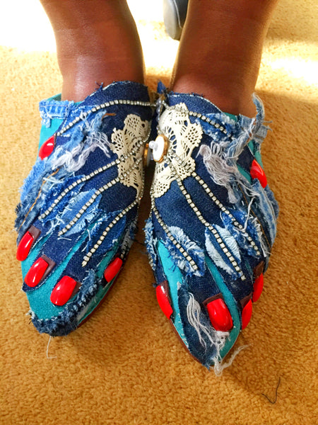 Hands On Feet Embellished, Acrylic Nails Suede Slippers