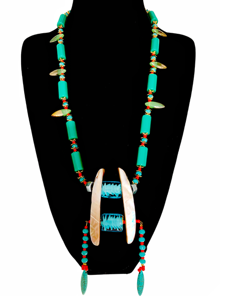 Achalugo Seagreen Glass Barrel Crystal Glass Beaded Necklace With Sea Shell and Turquoise  Pendant