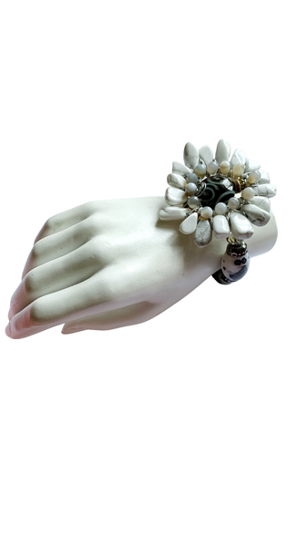 Celestial Bloom Howlite & Agate Gemstone Bracelet 