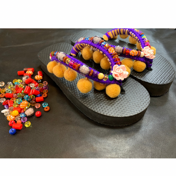 Flip Flop Customizing Kit – Beads, Pom-Poms, Yarn & More for Kids and Adults