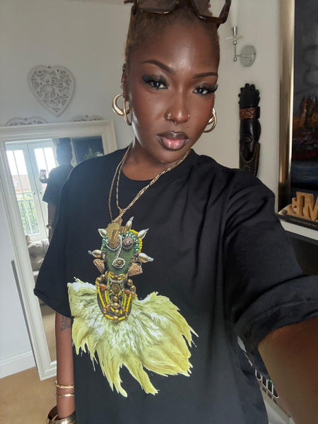 Emerald Feather Mask Black UnisexOversized T-Shirt