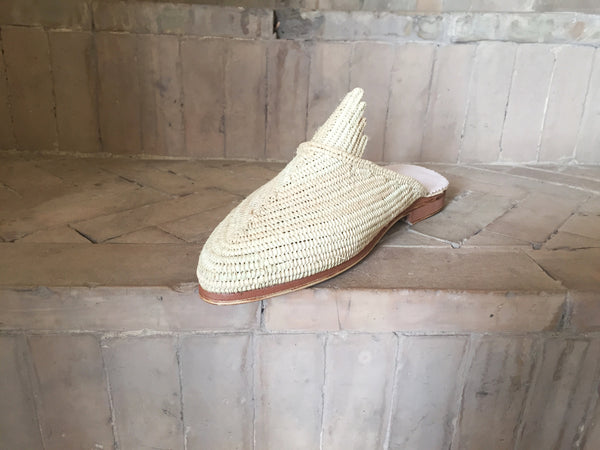 Akila Slippers